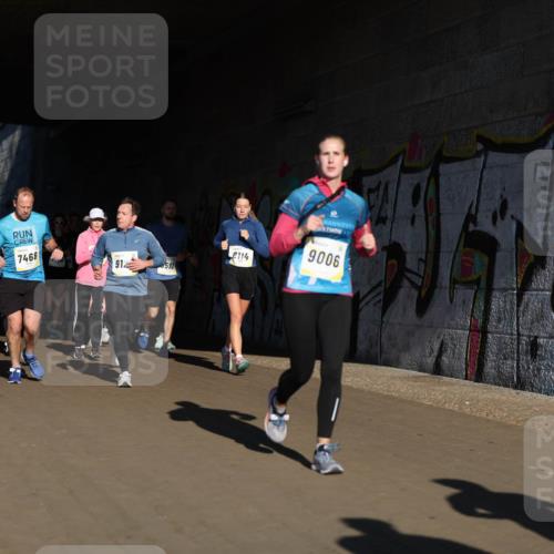 06.10.2024 - 19. swb-Marathon Bremen Michael Strokosch http://msf.ph/oto/7346710 06.10.2024 10:21:47 Laufen 8249, 7780, 7468, 2114, 912, 592, 9006 meine-sportfotos.de