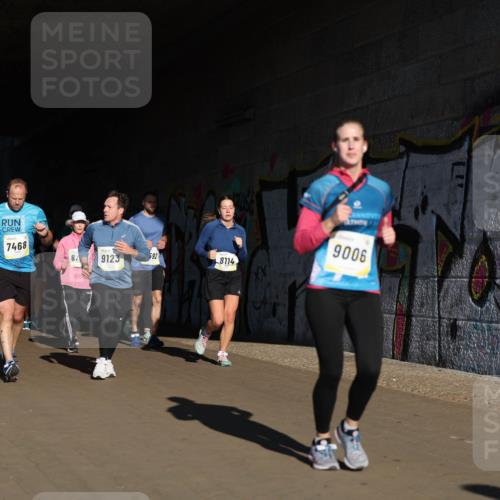 06.10.2024 - 19. swb-Marathon Bremen Michael Strokosch http://msf.ph/oto/7346714 06.10.2024 10:21:47 Laufen 8249, 7780, 7468, 87, 9123, 592, 8114, 9006 meine-sportfotos.de