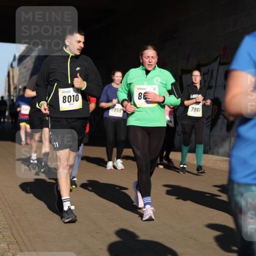 06.10.2024 - 19. swb-Marathon Bremen Michael Strokosch http://msf.ph/oto/7347421 06.10.2024 10:24:53 Laufen 8010, 7959, 86, 7961, 7733 meine-sportfotos.de