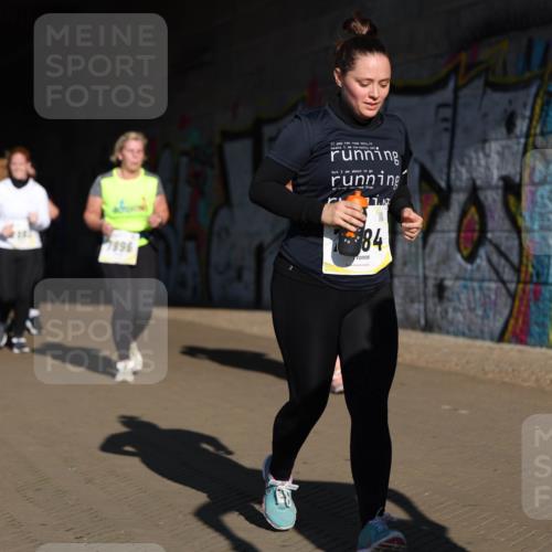 06.10.2024 - 19. swb-Marathon Bremen Michael Strokosch http://msf.ph/oto/7347487 06.10.2024 10:25:12 Laufen 17, 2147, 7896, 84 meine-sportfotos.de