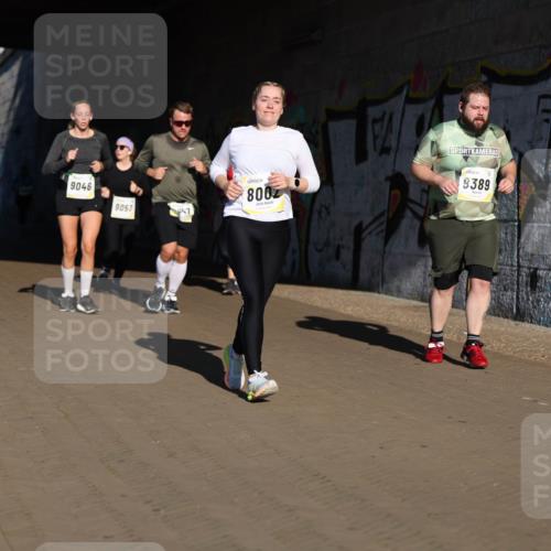 06.10.2024 - 19. swb-Marathon Bremen Michael Strokosch http://msf.ph/oto/7347616 06.10.2024 10:25:51 Laufen 9046, 7143, 9057, 947, 800, 8389 meine-sportfotos.de