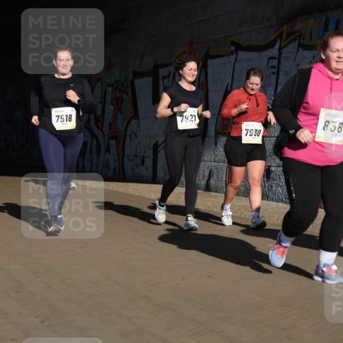 06.10.2024 - 19. swb-Marathon Bremen Michael Strokosch http://msf.ph/oto/7347760 06.10.2024 10:26:23 Laufen 7315, 7518, 7921, 7930, 8381, 83 meine-sportfotos.de