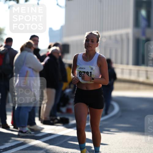 06.10.2024 - 19. swb-Marathon Bremen Michael Strokosch http://msf.ph/oto/7348091 06.10.2024 10:35:02 Laufen 8791 meine-sportfotos.de