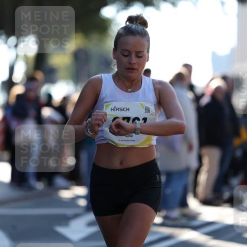 06.10.2024 - 19. swb-Marathon Bremen Michael Strokosch http://msf.ph/oto/7348101 06.10.2024 10:35:03 Laufen 19 meine-sportfotos.de