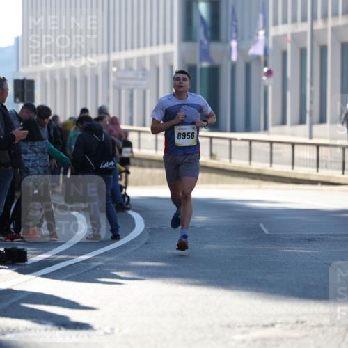 06.10.2024 - 19. swb-Marathon Bremen Michael Strokosch http://msf.ph/oto/7348109 06.10.2024 10:35:12 Laufen 8956 meine-sportfotos.de