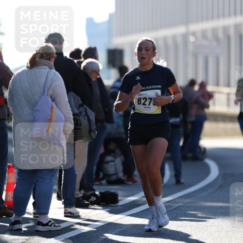 06.10.2024 - 19. swb-Marathon Bremen Michael Strokosch http://msf.ph/oto/7348229 06.10.2024 10:35:34 Laufen 8275 meine-sportfotos.de