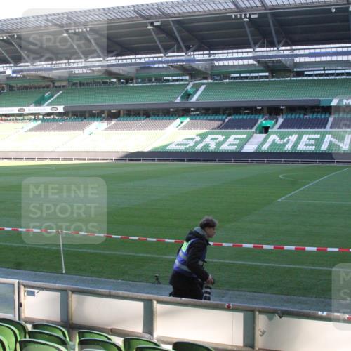06.10.2024 - 19. swb-Marathon Bremen Yannick Fuchs http://msf.ph/oto/7348794 06.10.2024 10:15:16 Laufen im Stadion 41, 8350, 8395, 8396, 8667 meine-sportfotos.de