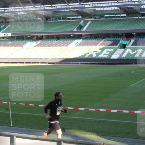 06.10.2024 - 19. swb-Marathon Bremen Yannick Fuchs http://msf.ph/oto/7349894 06.10.2024 10:26:25 Laufen im Stadion 7045, 7141, 7294, 7327, 7403, 7414, 7429, 7433, 7485, 7496, 7508, 7548, 7576, 7720, 7771, 7793, 7874, 7978, 8075, 8177, 8192, 8301, 8321, 8376, 8426, 8452, 8481, 8492, 8497, 8555, 8601, 8659, 8733, 8775, 8793, 8814, 8870, 8905, 8913, 8970, 8973, 8996, 8997, 9000, 9034, 9051, 9054, 9061, 9084 meine-sportfotos.de
