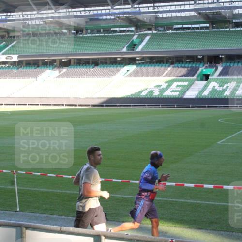 06.10.2024 - 19. swb-Marathon Bremen Yannick Fuchs http://msf.ph/oto/7350076 06.10.2024 10:27:22 Laufen im Stadion 7008, 7052, 7491, 7560, 7576, 7673, 7717, 7720, 7833, 7887, 7953, 8103, 8150, 8172, 8238, 8239, 8335, 8351, 8452, 8460, 8475, 8561, 8567, 8568, 8578, 8580, 8585, 8610, 8635, 8636, 8645, 8652, 8658, 8732, 8764, 8774, 8777, 8817, 8856, 8870, 8901, 8904, 8980, 9016, 9025, 9027, 9032, 9070, 9085, 9110 meine-sportfotos.de