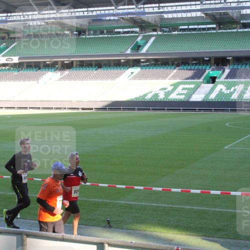 06.10.2024 - 19. swb-Marathon Bremen Yannick Fuchs http://msf.ph/oto/7350082 06.10.2024 10:27:23 Laufen im Stadion 7008, 7052, 7491, 7560, 7576, 7673, 7717, 7720, 7833, 7887, 7953, 8103, 8150, 8172, 8238, 8239, 8316, 8335, 8351, 8452, 8460, 8475, 8561, 8567, 8568, 8578, 8580, 8585, 8610, 8635, 8636, 8645, 8652, 8658, 8732, 8764, 8774, 8777, 8817, 8856, 8870, 8901, 8904, 8980, 9016, 9025, 9027, 9032, 9070, 9085, 9110 meine-sportfotos.de