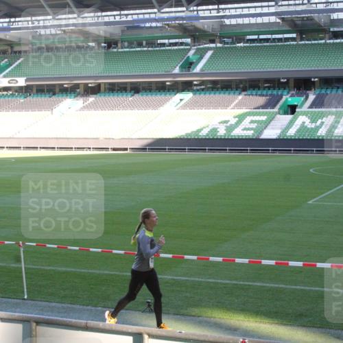 06.10.2024 - 19. swb-Marathon Bremen Yannick Fuchs http://msf.ph/oto/7350337 06.10.2024 10:27:49 Laufen im Stadion 7008, 7052, 7184, 7198, 7214, 7303, 7452, 7560, 7594, 7638, 7647, 7673, 7717, 7833, 7876, 8066, 8150, 8185, 8238, 8239, 8288, 8316, 8351, 8460, 8561, 8580, 8585, 8610, 8635, 8645, 8658, 8701, 8716, 8732, 8754, 8764, 8774, 8777, 8801, 8816, 8817, 8824, 8827, 8836, 8856, 8901, 8904, 8943, 8980, 9016, 9027, 9085, 9110 meine-sportfotos.de