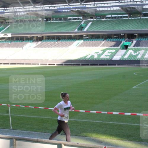 06.10.2024 - 19. swb-Marathon Bremen Yannick Fuchs http://msf.ph/oto/7350343 06.10.2024 10:27:56 Laufen im Stadion 7008, 7052, 7094, 7095, 7184, 7198, 7214, 7303, 7364, 7452, 7464, 7560, 7594, 7638, 7647, 7673, 7717, 7833, 7876, 8066, 8150, 8173, 8185, 8239, 8288, 8316, 8351, 8456, 8460, 8580, 8610, 8635, 8658, 8701, 8711, 8716, 8732, 8754, 8764, 8774, 8777, 8801, 8816, 8824, 8827, 8836, 8856, 8901, 8904, 8943, 8980, 9016, 9027, 9085, 9110 meine-sportfotos.de