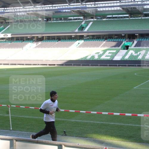 06.10.2024 - 19. swb-Marathon Bremen Yannick Fuchs http://msf.ph/oto/7350370 06.10.2024 10:28:14 Laufen im Stadion 7025, 7052, 7094, 7095, 7184, 7195, 7198, 7214, 7303, 7364, 7402, 7452, 7464, 7501, 7538, 7541, 7560, 7568, 7569, 7594, 7638, 7647, 7673, 7876, 7965, 8066, 8173, 8185, 8261, 8288, 8316, 8351, 8374, 8403, 8405, 8411, 8456, 8498, 8526, 8551, 8569, 8701, 8711, 8716, 8754, 8774, 8801, 8816, 8824, 8827, 8836, 8877, 8891, 8943, 8980, 9027, 9040, 9060 meine-sportfotos.de