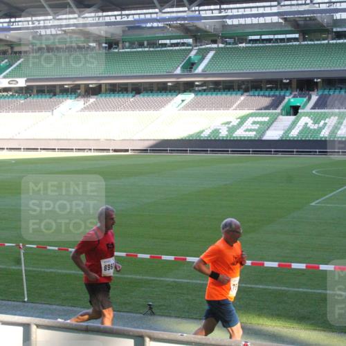 06.10.2024 - 19. swb-Marathon Bremen Yannick Fuchs http://msf.ph/oto/7350502 06.10.2024 10:28:46 Laufen im Stadion 7025, 7041, 7086, 7094, 7095, 7195, 7216, 7217, 7218, 7296, 7303, 7364, 7402, 7464, 7501, 7511, 7521, 7526, 7538, 7541, 7568, 7569, 7697, 7776, 7827, 7897, 7940, 7965, 8067, 8173, 8244, 8251, 8261, 8288, 8306, 8323, 8334, 8374, 8403, 8405, 8411, 8419, 8456, 8488, 8498, 8526, 8536, 8551, 8566, 8569, 8665, 8711, 8716, 8819, 8833, 8877, 8891, 8966, 8968, 8990, 8991, 9038, 9040, 9060, 9080 meine-sportfotos.de