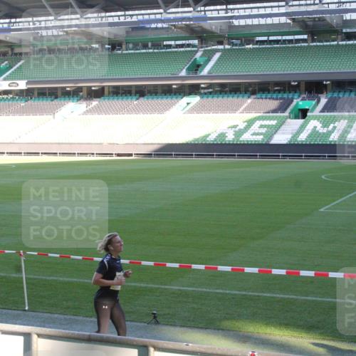 06.10.2024 - 19. swb-Marathon Bremen Yannick Fuchs http://msf.ph/oto/7350505 06.10.2024 10:28:48 Laufen im Stadion 7025, 7041, 7086, 7094, 7095, 7099, 7195, 7216, 7217, 7218, 7296, 7364, 7402, 7464, 7501, 7511, 7521, 7526, 7538, 7541, 7568, 7569, 7697, 7776, 7827, 7897, 7940, 7965, 8018, 8067, 8173, 8244, 8251, 8261, 8306, 8323, 8334, 8336, 8374, 8403, 8405, 8411, 8419, 8456, 8488, 8498, 8526, 8536, 8551, 8566, 8569, 8665, 8711, 8716, 8819, 8833, 8877, 8891, 8966, 8968, 8990, 8991, 9038, 9040, 9060, 9080 meine-sportfotos.de