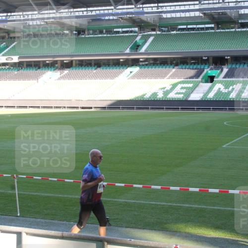 06.10.2024 - 19. swb-Marathon Bremen Yannick Fuchs http://msf.ph/oto/7350686 06.10.2024 10:29:28 Laufen im Stadion 7099, 7117, 7218, 7290, 7296, 7334, 7370, 7521, 7526, 7590, 7671, 7683, 7714, 7776, 7800, 7825, 7827, 7940, 7983, 7992, 8018, 8092, 8098, 8156, 8157, 8158, 8215, 8244, 8251, 8252, 8306, 8330, 8336, 8419, 8424, 8443, 8458, 8461, 8522, 8525, 8536, 8566, 8575, 8596, 8604, 8609, 8665, 8819, 8828, 8835, 8843, 8875, 8894, 8925, 8965, 8968, 8990, 9014, 9038, 9080 meine-sportfotos.de