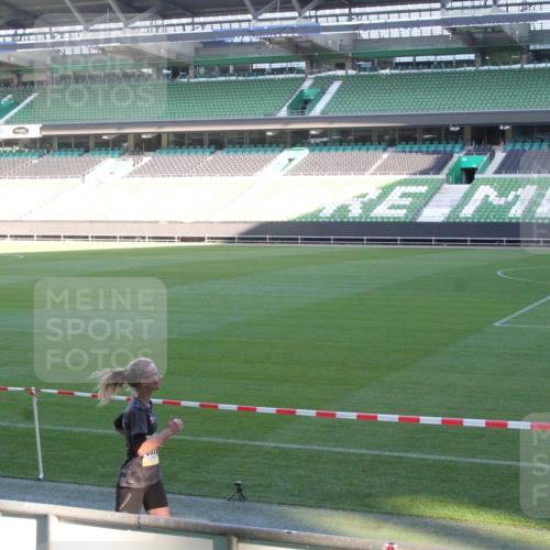 06.10.2024 - 19. swb-Marathon Bremen Yannick Fuchs http://msf.ph/oto/7350778 06.10.2024 10:29:43 Laufen im Stadion 7060, 7061, 7066, 7099, 7117, 7193, 7194, 7290, 7334, 7370, 7372, 7384, 7451, 7542, 7590, 7671, 7683, 7696, 7706, 7714, 7768, 7800, 7823, 7825, 7870, 7931, 7983, 7989, 7992, 8001, 8018, 8092, 8098, 8156, 8157, 8158, 8215, 8244, 8252, 8330, 8336, 8362, 8424, 8443, 8458, 8461, 8522, 8525, 8570, 8575, 8596, 8604, 8609, 8767, 8819, 8828, 8835, 8843, 8854, 8875, 8894, 8925, 8965, 9014, 9080 meine-sportfotos.de