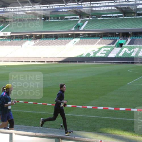 06.10.2024 - 19. swb-Marathon Bremen Yannick Fuchs http://msf.ph/oto/7350793 06.10.2024 10:29:48 Laufen im Stadion 7060, 7061, 7066, 7117, 7193, 7194, 7290, 7334, 7340, 7370, 7372, 7384, 7451, 7542, 7590, 7671, 7683, 7696, 7706, 7714, 7768, 7784, 7800, 7823, 7825, 7870, 7931, 7983, 7989, 7992, 8001, 8092, 8098, 8156, 8157, 8158, 8215, 8252, 8330, 8362, 8424, 8443, 8458, 8461, 8522, 8525, 8570, 8575, 8596, 8604, 8609, 8763, 8767, 8768, 8828, 8835, 8843, 8854, 8875, 8894, 8925, 8965, 9014 meine-sportfotos.de