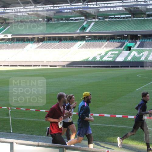 06.10.2024 - 19. swb-Marathon Bremen Yannick Fuchs http://msf.ph/oto/7350806 06.10.2024 10:29:48 Laufen im Stadion 7060, 7061, 7066, 7117, 7193, 7194, 7290, 7334, 7340, 7370, 7372, 7384, 7451, 7542, 7590, 7671, 7683, 7696, 7706, 7714, 7768, 7784, 7800, 7823, 7825, 7870, 7931, 7983, 7989, 7992, 8001, 8092, 8098, 8156, 8157, 8158, 8215, 8252, 8330, 8362, 8424, 8443, 8458, 8461, 8522, 8525, 8570, 8575, 8596, 8604, 8609, 8763, 8767, 8768, 8828, 8835, 8843, 8854, 8875, 8894, 8925, 8965, 9014 meine-sportfotos.de