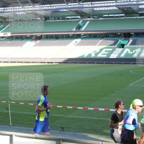 06.10.2024 - 19. swb-Marathon Bremen Yannick Fuchs http://msf.ph/oto/7350846 06.10.2024 10:29:56 Laufen im Stadion 7060, 7061, 7066, 7117, 7146, 7176, 7193, 7194, 7290, 7334, 7340, 7361, 7370, 7372, 7384, 7412, 7451, 7542, 7620, 7683, 7696, 7706, 7714, 7768, 7784, 7800, 7823, 7825, 7870, 7931, 7983, 7989, 7992, 8001, 8092, 8098, 8109, 8156, 8157, 8158, 8215, 8252, 8330, 8362, 8424, 8458, 8461, 8522, 8525, 8570, 8575, 8596, 8604, 8609, 8629, 8763, 8767, 8768, 8803, 8828, 8835, 8843, 8854, 8869, 8875, 8894, 8925 meine-sportfotos.de