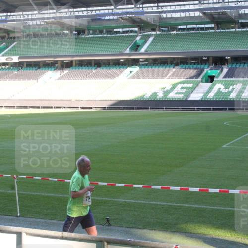 06.10.2024 - 19. swb-Marathon Bremen Yannick Fuchs http://msf.ph/oto/7350906 06.10.2024 10:30:08 Laufen im Stadion 7060, 7061, 7066, 7117, 7146, 7176, 7193, 7194, 7334, 7340, 7361, 7370, 7372, 7384, 7412, 7451, 7542, 7585, 7620, 7629, 7630, 7696, 7706, 7714, 7752, 7768, 7784, 7800, 7823, 7870, 7931, 7983, 7989, 7992, 8001, 8092, 8098, 8109, 8156, 8215, 8219, 8223, 8290, 8328, 8330, 8332, 8333, 8362, 8424, 8428, 8440, 8458, 8465, 8477, 8522, 8524, 8525, 8552, 8570, 8575, 8609, 8629, 8639, 8748, 8763, 8767, 8768, 8794, 8803, 8834, 8835, 8854, 8869, 8875, 8897, 8925, 8933 meine-sportfotos.de