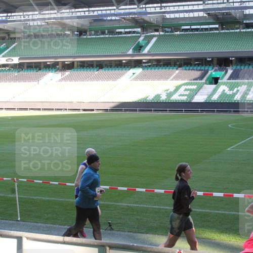 06.10.2024 - 19. swb-Marathon Bremen Yannick Fuchs http://msf.ph/oto/7350920 06.10.2024 10:30:12 Laufen im Stadion 7060, 7061, 7066, 7117, 7146, 7176, 7193, 7194, 7334, 7340, 7361, 7370, 7372, 7384, 7412, 7451, 7542, 7585, 7613, 7620, 7629, 7630, 7696, 7706, 7714, 7752, 7768, 7784, 7800, 7823, 7870, 7931, 7962, 7983, 7989, 7992, 8001, 8041, 8092, 8098, 8109, 8186, 8215, 8219, 8223, 8290, 8328, 8330, 8332, 8333, 8362, 8424, 8428, 8440, 8458, 8465, 8477, 8524, 8552, 8570, 8575, 8609, 8629, 8639, 8748, 8763, 8767, 8768, 8783, 8794, 8803, 8834, 8835, 8854, 8869, 8875, 8897, 8925, 8933, 9008 meine-sportfotos.de