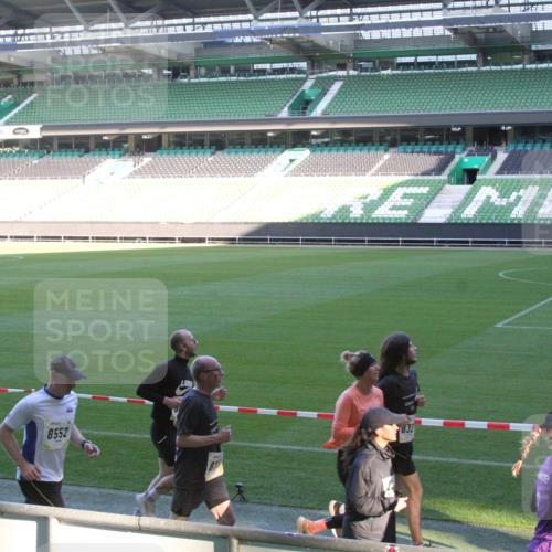 06.10.2024 - 19. swb-Marathon Bremen Yannick Fuchs http://msf.ph/oto/7351020 06.10.2024 10:30:20 Laufen im Stadion 7060, 7061, 7066, 7117, 7146, 7176, 7193, 7194, 7340, 7361, 7372, 7384, 7412, 7451, 7542, 7585, 7613, 7620, 7629, 7630, 7696, 7698, 7706, 7752, 7768, 7784, 7823, 7870, 7931, 7962, 7989, 7992, 8001, 8041, 8109, 8186, 8215, 8219, 8223, 8290, 8328, 8330, 8332, 8333, 8354, 8362, 8424, 8428, 8440, 8458, 8465, 8477, 8524, 8552, 8570, 8609, 8629, 8639, 8748, 8763, 8767, 8768, 8783, 8794, 8802, 8803, 8834, 8841, 8854, 8869, 8897, 8898, 8925, 8933, 9008, 9081 meine-sportfotos.de