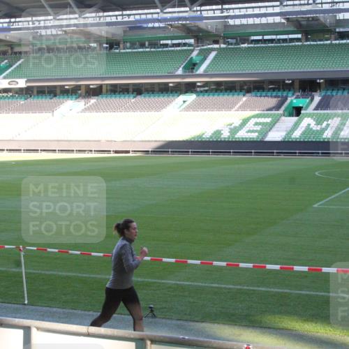 06.10.2024 - 19. swb-Marathon Bremen Yannick Fuchs http://msf.ph/oto/7351033 06.10.2024 10:30:22 Laufen im Stadion 7060, 7061, 7066, 7117, 7146, 7176, 7193, 7194, 7340, 7361, 7372, 7384, 7412, 7451, 7542, 7585, 7613, 7620, 7629, 7630, 7696, 7698, 7706, 7752, 7768, 7784, 7823, 7870, 7931, 7962, 7989, 8001, 8036, 8041, 8109, 8186, 8215, 8219, 8223, 8290, 8328, 8332, 8333, 8354, 8362, 8424, 8428, 8440, 8458, 8465, 8477, 8524, 8552, 8570, 8609, 8629, 8639, 8748, 8763, 8767, 8768, 8783, 8794, 8802, 8803, 8834, 8841, 8854, 8869, 8897, 8898, 8925, 8933, 9008, 9081 meine-sportfotos.de