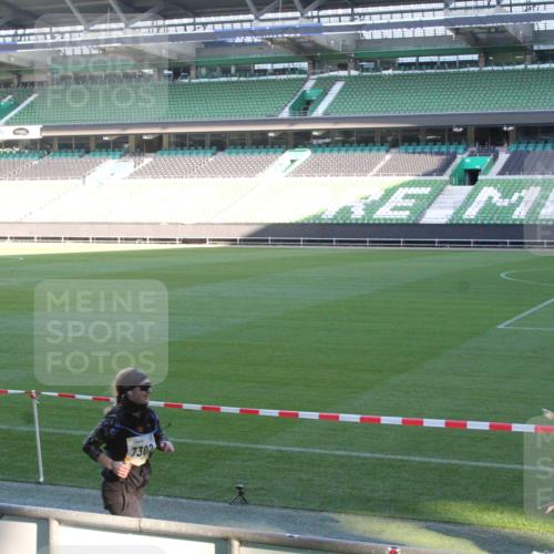 06.10.2024 - 19. swb-Marathon Bremen Yannick Fuchs http://msf.ph/oto/7351113 06.10.2024 10:30:41 Laufen im Stadion 7029, 7046, 7053, 7089, 7144, 7146, 7176, 7213, 7261, 7302, 7340, 7361, 7412, 7585, 7613, 7620, 7629, 7630, 7696, 7698, 7752, 7784, 7962, 8023, 8036, 8041, 8109, 8186, 8219, 8223, 8245, 8290, 8328, 8332, 8333, 8354, 8362, 8428, 8440, 8465, 8469, 8477, 8524, 8552, 8622, 8629, 8639, 8748, 8763, 8768, 8783, 8794, 8802, 8803, 8810, 8834, 8841, 8869, 8897, 8898, 8931, 8933, 8960, 8985, 9008, 9035, 9081 meine-sportfotos.de