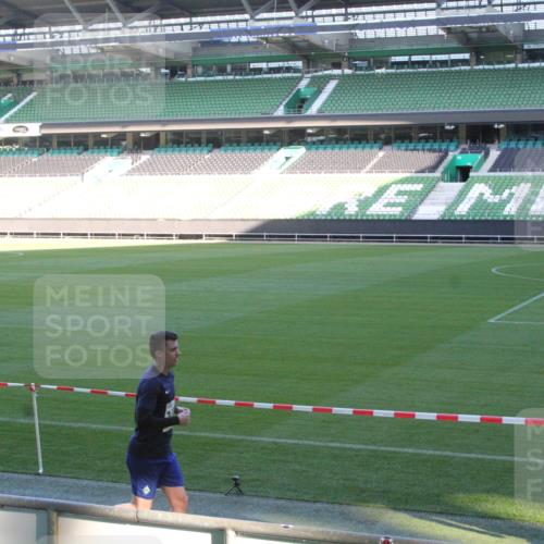 06.10.2024 - 19. swb-Marathon Bremen Yannick Fuchs http://msf.ph/oto/7351409 06.10.2024 10:31:34 Laufen im Stadion 7004, 7005, 7044, 7089, 7213, 7225, 7233, 7250, 7261, 7362, 7439, 7458, 7467, 7486, 7545, 7546, 7575, 7659, 7730, 7785, 7806, 7947, 7990, 8014, 8023, 8040, 8058, 8123, 8237, 8245, 8267, 8268, 8274, 8304, 8305, 8346, 8388, 8392, 8416, 8433, 8437, 8459, 8512, 8520, 8521, 8538, 8553, 8586, 8605, 8614, 8624, 8633, 8634, 8646, 8674, 8676, 8677, 8710, 8717, 8776, 8810, 8823, 8883, 8892, 8958, 8960, 8985, 9035, 9075 meine-sportfotos.de