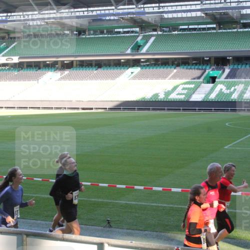 06.10.2024 - 19. swb-Marathon Bremen Yannick Fuchs http://msf.ph/oto/7351514 06.10.2024 10:31:51 Laufen im Stadion 7004, 7005, 7007, 7044, 7055, 7090, 7225, 7233, 7250, 7362, 7380, 7386, 7439, 7467, 7474, 7486, 7493, 7545, 7546, 7575, 7628, 7659, 7730, 7762, 7782, 7785, 7794, 7806, 7847, 7850, 7872, 7947, 7974, 7990, 8013, 8014, 8040, 8052, 8123, 8233, 8237, 8267, 8268, 8274, 8304, 8305, 8346, 8388, 8413, 8416, 8418, 8459, 8512, 8520, 8521, 8538, 8557, 8586, 8605, 8614, 8624, 8633, 8634, 8646, 8676, 8677, 8710, 8717, 8776, 8823, 8883, 8958, 9075 meine-sportfotos.de