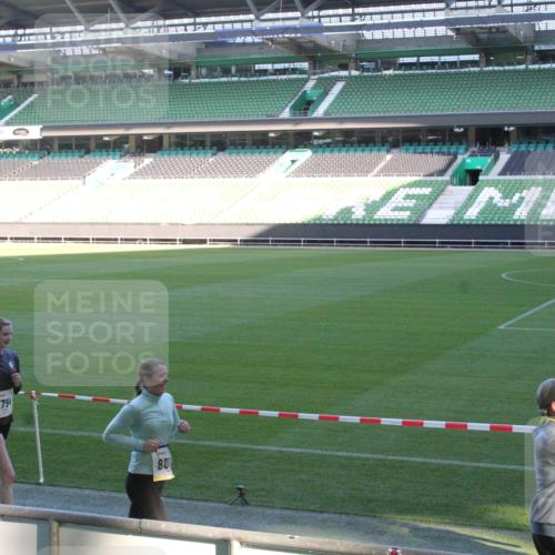 06.10.2024 - 19. swb-Marathon Bremen Yannick Fuchs http://msf.ph/oto/7351556 06.10.2024 10:31:57 Laufen im Stadion 7004, 7005, 7007, 7044, 7055, 7090, 7225, 7233, 7362, 7379, 7380, 7386, 7439, 7467, 7469, 7474, 7486, 7493, 7545, 7546, 7575, 7600, 7628, 7637, 7659, 7689, 7730, 7750, 7762, 7782, 7785, 7794, 7806, 7847, 7850, 7872, 7894, 7974, 7990, 8013, 8014, 8040, 8052, 8061, 8123, 8132, 8233, 8237, 8267, 8268, 8274, 8276, 8304, 8305, 8324, 8346, 8388, 8413, 8416, 8418, 8459, 8520, 8521, 8538, 8557, 8576, 8584, 8605, 8614, 8624, 8646, 8676, 8677, 8710, 8776, 8823, 8883, 8958 meine-sportfotos.de