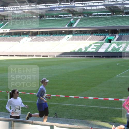 06.10.2024 - 19. swb-Marathon Bremen Yannick Fuchs http://msf.ph/oto/7351573 06.10.2024 10:31:59 Laufen im Stadion 7004, 7005, 7007, 7044, 7055, 7090, 7225, 7233, 7362, 7379, 7380, 7386, 7439, 7467, 7469, 7474, 7486, 7493, 7545, 7546, 7575, 7600, 7628, 7637, 7659, 7689, 7730, 7750, 7762, 7782, 7785, 7794, 7806, 7846, 7847, 7850, 7872, 7894, 7974, 7990, 8013, 8014, 8040, 8052, 8061, 8123, 8132, 8233, 8237, 8267, 8268, 8274, 8276, 8304, 8305, 8324, 8346, 8388, 8413, 8416, 8418, 8459, 8520, 8521, 8538, 8557, 8576, 8584, 8605, 8614, 8624, 8646, 8676, 8677, 8710, 8776, 8823, 8883, 8958 meine-sportfotos.de