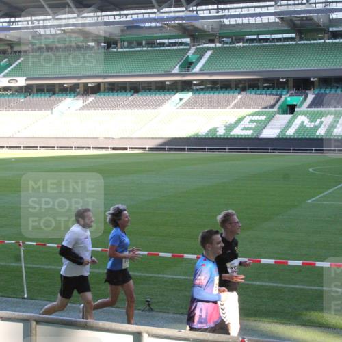 06.10.2024 - 19. swb-Marathon Bremen Yannick Fuchs http://msf.ph/oto/7351670 06.10.2024 10:32:12 Laufen im Stadion 7005, 7007, 7055, 7087, 7090, 7189, 7225, 7233, 7308, 7379, 7380, 7382, 7386, 7415, 7439, 7457, 7467, 7469, 7474, 7482, 7486, 7493, 7545, 7546, 7551, 7575, 7600, 7628, 7637, 7689, 7750, 7762, 7782, 7794, 7846, 7847, 7850, 7872, 7894, 7974, 8013, 8040, 8052, 8061, 8111, 8112, 8123, 8132, 8161, 8162, 8233, 8237, 8276, 8304, 8305, 8322, 8324, 8325, 8339, 8377, 8413, 8416, 8418, 8431, 8459, 8557, 8576, 8584, 8598, 8614, 8624, 8641, 8676, 8677, 8710, 8776 meine-sportfotos.de