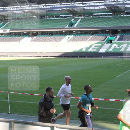 06.10.2024 - 19. swb-Marathon Bremen Yannick Fuchs http://msf.ph/oto/7351697 06.10.2024 10:32:14 Laufen im Stadion 7005, 7007, 7055, 7087, 7090, 7189, 7225, 7233, 7308, 7379, 7380, 7382, 7386, 7415, 7439, 7457, 7467, 7469, 7474, 7482, 7486, 7493, 7545, 7551, 7575, 7600, 7628, 7637, 7689, 7750, 7762, 7782, 7794, 7846, 7847, 7850, 7872, 7894, 7974, 8013, 8040, 8052, 8061, 8111, 8112, 8123, 8132, 8161, 8162, 8231, 8233, 8237, 8276, 8304, 8305, 8322, 8324, 8325, 8339, 8377, 8413, 8416, 8418, 8431, 8459, 8557, 8576, 8584, 8598, 8614, 8624, 8641, 8676, 8710 meine-sportfotos.de