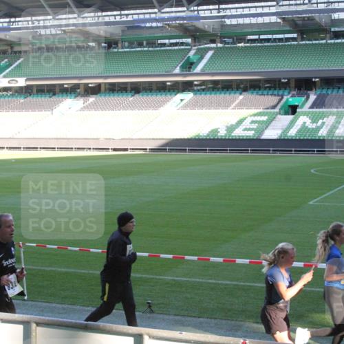 06.10.2024 - 19. swb-Marathon Bremen Yannick Fuchs http://msf.ph/oto/7351841 06.10.2024 10:32:29 Laufen im Stadion 7005, 7007, 7050, 7055, 7087, 7090, 7179, 7189, 7225, 7233, 7308, 7379, 7380, 7382, 7386, 7415, 7425, 7457, 7469, 7474, 7481, 7482, 7486, 7493, 7545, 7551, 7575, 7600, 7628, 7637, 7689, 7750, 7762, 7782, 7794, 7846, 7847, 7850, 7872, 7894, 7974, 7975, 8013, 8045, 8052, 8061, 8111, 8112, 8119, 8123, 8132, 8161, 8162, 8231, 8233, 8276, 8304, 8305, 8317, 8322, 8324, 8325, 8339, 8359, 8377, 8413, 8416, 8418, 8431, 8557, 8576, 8584, 8598, 8616, 8641, 8682, 8683 meine-sportfotos.de