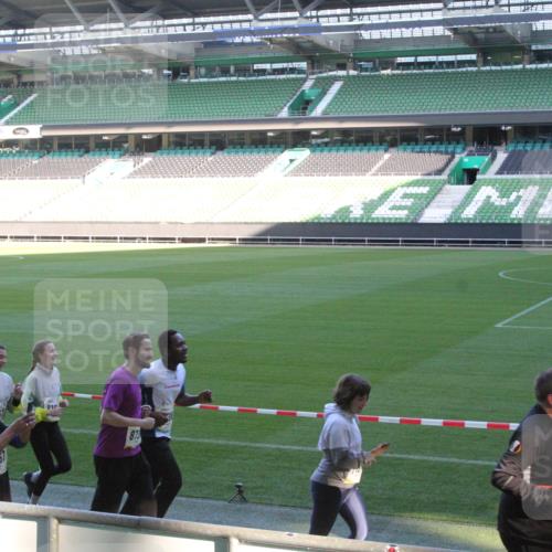 06.10.2024 - 19. swb-Marathon Bremen Yannick Fuchs http://msf.ph/oto/7351852 06.10.2024 10:32:30 Laufen im Stadion 7005, 7007, 7050, 7055, 7087, 7090, 7179, 7189, 7225, 7233, 7308, 7379, 7380, 7382, 7386, 7415, 7425, 7457, 7469, 7474, 7481, 7482, 7486, 7493, 7551, 7575, 7600, 7628, 7637, 7689, 7750, 7762, 7782, 7794, 7846, 7847, 7850, 7872, 7894, 7974, 7975, 8013, 8045, 8052, 8061, 8111, 8112, 8119, 8123, 8132, 8161, 8162, 8231, 8233, 8276, 8304, 8305, 8317, 8322, 8324, 8325, 8339, 8359, 8377, 8413, 8416, 8418, 8431, 8557, 8576, 8584, 8598, 8616, 8641, 8682, 8683 meine-sportfotos.de