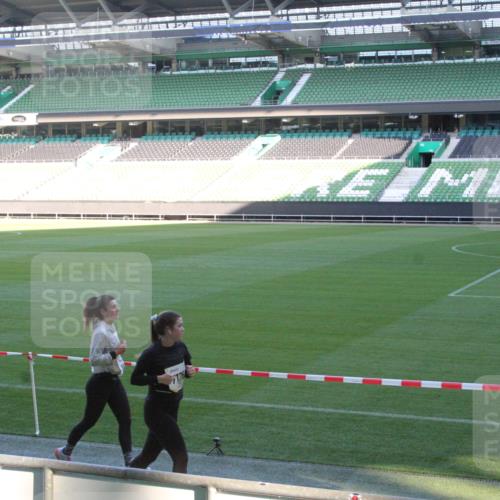 06.10.2024 - 19. swb-Marathon Bremen Yannick Fuchs http://msf.ph/oto/7351914 06.10.2024 10:32:37 Laufen im Stadion 7007, 7050, 7055, 7087, 7090, 7126, 7179, 7189, 7308, 7379, 7380, 7382, 7386, 7415, 7425, 7457, 7469, 7474, 7481, 7482, 7493, 7499, 7551, 7574, 7600, 7628, 7637, 7689, 7750, 7762, 7782, 7794, 7846, 7850, 7865, 7872, 7894, 7974, 7975, 8045, 8052, 8061, 8111, 8112, 8119, 8132, 8137, 8161, 8162, 8231, 8233, 8276, 8317, 8322, 8324, 8325, 8339, 8348, 8359, 8361, 8377, 8413, 8418, 8431, 8432, 8557, 8576, 8584, 8598, 8616, 8641, 8663, 8682, 8683, 8700 meine-sportfotos.de