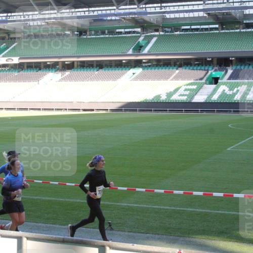 06.10.2024 - 19. swb-Marathon Bremen Yannick Fuchs http://msf.ph/oto/7352047 06.10.2024 10:33:00 Laufen im Stadion 7028, 7049, 7050, 7057, 7087, 7108, 7125, 7126, 7179, 7189, 7308, 7316, 7317, 7354, 7373, 7375, 7382, 7415, 7425, 7442, 7457, 7477, 7481, 7482, 7499, 7506, 7551, 7574, 7621, 7656, 7678, 7734, 7735, 7751, 7758, 7849, 7865, 7975, 8020, 8022, 8034, 8045, 8048, 8111, 8112, 8119, 8137, 8161, 8162, 8189, 8231, 8314, 8315, 8317, 8322, 8325, 8339, 8348, 8359, 8361, 8377, 8384, 8431, 8432, 8479, 8485, 8504, 8540, 8598, 8616, 8641, 8643, 8663, 8682, 8683, 8686, 8700, 8852 meine-sportfotos.de