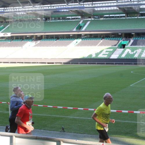 06.10.2024 - 19. swb-Marathon Bremen Yannick Fuchs http://msf.ph/oto/7352068 06.10.2024 10:33:04 Laufen im Stadion 7028, 7049, 7050, 7057, 7108, 7125, 7126, 7179, 7189, 7308, 7316, 7317, 7333, 7354, 7373, 7375, 7382, 7425, 7442, 7457, 7477, 7481, 7499, 7506, 7551, 7574, 7621, 7656, 7678, 7734, 7735, 7751, 7758, 7801, 7849, 7865, 7975, 8020, 8022, 8034, 8045, 8048, 8119, 8137, 8161, 8162, 8189, 8231, 8314, 8315, 8317, 8322, 8325, 8339, 8348, 8359, 8361, 8377, 8384, 8431, 8432, 8479, 8485, 8504, 8540, 8598, 8616, 8641, 8643, 8663, 8682, 8683, 8686, 8700, 8852, 8864, 8986, 9059, 9114 meine-sportfotos.de