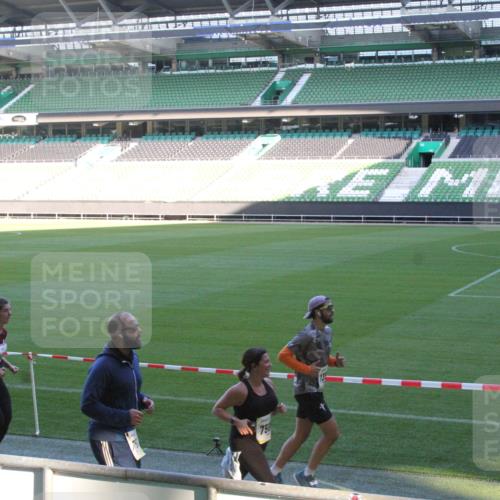 06.10.2024 - 19. swb-Marathon Bremen Yannick Fuchs http://msf.ph/oto/7352157 06.10.2024 10:33:17 Laufen im Stadion 7028, 7049, 7050, 7057, 7108, 7125, 7126, 7179, 7269, 7316, 7317, 7333, 7354, 7373, 7375, 7425, 7442, 7477, 7481, 7499, 7506, 7509, 7510, 7574, 7621, 7656, 7678, 7734, 7735, 7751, 7758, 7801, 7849, 7865, 7898, 7975, 8020, 8022, 8034, 8045, 8048, 8119, 8137, 8153, 8189, 8194, 8224, 8241, 8308, 8314, 8315, 8317, 8348, 8361, 8384, 8432, 8451, 8479, 8485, 8504, 8540, 8643, 8663, 8686, 8700, 8852, 8864, 8986, 9041, 9059, 9114 meine-sportfotos.de