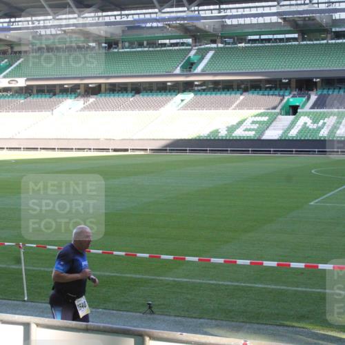 06.10.2024 - 19. swb-Marathon Bremen Yannick Fuchs http://msf.ph/oto/7352171 06.10.2024 10:33:20 Laufen im Stadion 7028, 7049, 7050, 7057, 7108, 7125, 7126, 7201, 7269, 7316, 7317, 7333, 7354, 7373, 7375, 7425, 7442, 7477, 7499, 7506, 7509, 7510, 7574, 7621, 7656, 7678, 7734, 7735, 7751, 7758, 7801, 7849, 7865, 7898, 8020, 8022, 8034, 8045, 8048, 8137, 8153, 8189, 8194, 8195, 8224, 8241, 8308, 8314, 8315, 8317, 8348, 8361, 8384, 8432, 8451, 8479, 8485, 8504, 8540, 8611, 8643, 8663, 8686, 8700, 8852, 8864, 8986, 9041, 9059, 9114 meine-sportfotos.de