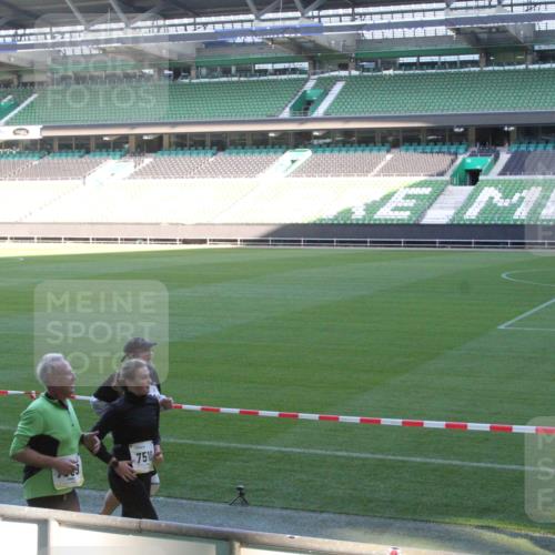 06.10.2024 - 19. swb-Marathon Bremen Yannick Fuchs http://msf.ph/oto/7352254 06.10.2024 10:33:33 Laufen im Stadion 7028, 7049, 7057, 7076, 7108, 7123, 7125, 7201, 7202, 7203, 7269, 7282, 7316, 7317, 7330, 7332, 7333, 7354, 7373, 7375, 7442, 7477, 7499, 7506, 7509, 7510, 7574, 7608, 7621, 7656, 7663, 7678, 7734, 7735, 7751, 7758, 7801, 7849, 7855, 7865, 7867, 7869, 7898, 7997, 8020, 8022, 8034, 8048, 8153, 8189, 8194, 8195, 8224, 8241, 8263, 8308, 8314, 8315, 8361, 8384, 8432, 8451, 8479, 8485, 8504, 8534, 8540, 8611, 8643, 8663, 8686, 8852, 8864, 8986, 9041, 9059, 9114 meine-sportfotos.de