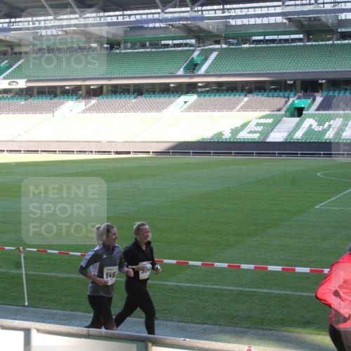 06.10.2024 - 19. swb-Marathon Bremen Yannick Fuchs http://msf.ph/oto/7352265 06.10.2024 10:33:35 Laufen im Stadion 7028, 7049, 7057, 7076, 7108, 7123, 7125, 7201, 7202, 7203, 7269, 7282, 7316, 7317, 7330, 7332, 7333, 7354, 7373, 7375, 7442, 7477, 7506, 7509, 7510, 7574, 7577, 7608, 7621, 7656, 7663, 7678, 7734, 7735, 7751, 7758, 7801, 7849, 7855, 7867, 7869, 7898, 7997, 8020, 8022, 8034, 8048, 8153, 8189, 8194, 8195, 8224, 8241, 8263, 8269, 8308, 8314, 8315, 8384, 8451, 8479, 8485, 8504, 8534, 8540, 8611, 8643, 8663, 8686, 8852, 8864, 8986, 9041, 9059, 9114 meine-sportfotos.de