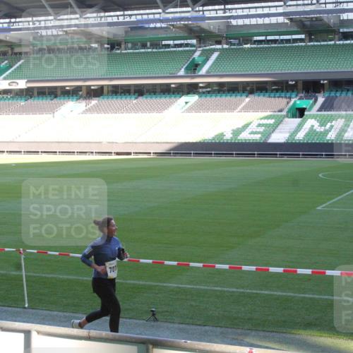 06.10.2024 - 19. swb-Marathon Bremen Yannick Fuchs http://msf.ph/oto/7352355 06.10.2024 10:33:49 Laufen im Stadion 7028, 7049, 7057, 7076, 7108, 7122, 7123, 7125, 7201, 7202, 7203, 7227, 7264, 7269, 7282, 7316, 7330, 7332, 7333, 7354, 7358, 7404, 7418, 7506, 7509, 7510, 7577, 7608, 7621, 7663, 7723, 7751, 7758, 7801, 7811, 7832, 7855, 7867, 7869, 7886, 7898, 7997, 8034, 8113, 8153, 8178, 8179, 8189, 8190, 8194, 8195, 8224, 8241, 8263, 8269, 8308, 8326, 8384, 8451, 8504, 8534, 8540, 8611, 8643, 8852, 8864, 8986, 9041, 9059, 9114 meine-sportfotos.de