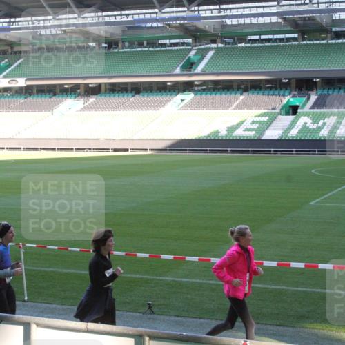 06.10.2024 - 19. swb-Marathon Bremen Yannick Fuchs http://msf.ph/oto/7352796 06.10.2024 10:34:37 Laufen im Stadion 7040, 7048, 7122, 7130, 7156, 7221, 7223, 7227, 7242, 7255, 7262, 7264, 7307, 7352, 7377, 7383, 7395, 7404, 7413, 7418, 7436, 7446, 7502, 7507, 7532, 7587, 7679, 7680, 7693, 7718, 7722, 7723, 7745, 7757, 7775, 7811, 7832, 7844, 7848, 7886, 7909, 7910, 7918, 7926, 7929, 7935, 7954, 7971, 7980, 7981, 7987, 8005, 8006, 8017, 8027, 8033, 8085, 8107, 8115, 8122, 8166, 8178, 8179, 8190, 8197, 8203, 8208, 8229, 8235, 8236, 8246, 8270, 8283, 8293, 8326, 8338 meine-sportfotos.de