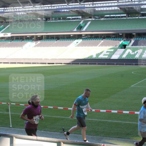 06.10.2024 - 19. swb-Marathon Bremen Yannick Fuchs http://msf.ph/oto/7352942 06.10.2024 10:34:55 Laufen im Stadion 7040, 7048, 7156, 7162, 7204, 7221, 7223, 7242, 7251, 7255, 7262, 7295, 7307, 7321, 7335, 7352, 7377, 7383, 7395, 7413, 7436, 7443, 7446, 7478, 7479, 7502, 7507, 7532, 7587, 7644, 7679, 7680, 7690, 7699, 7718, 7722, 7745, 7757, 7772, 7773, 7775, 7844, 7864, 7909, 7910, 7918, 7926, 7929, 7954, 7955, 7971, 7980, 7981, 7987, 8005, 8006, 8017, 8027, 8085, 8088, 8107, 8115, 8118, 8122, 8152, 8166, 8203, 8208, 8229, 8246, 8270, 8283, 8293, 8338 meine-sportfotos.de