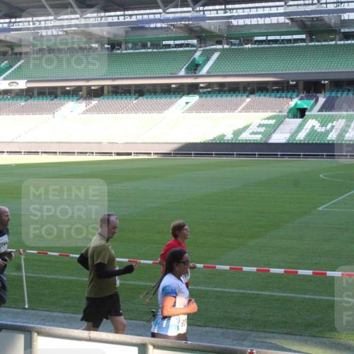 06.10.2024 - 19. swb-Marathon Bremen Yannick Fuchs http://msf.ph/oto/7353048 06.10.2024 10:35:10 Laufen im Stadion 7034, 7035, 7042, 7138, 7155, 7156, 7162, 7204, 7226, 7242, 7251, 7255, 7258, 7262, 7266, 7295, 7307, 7321, 7335, 7352, 7377, 7383, 7413, 7436, 7443, 7446, 7468, 7478, 7479, 7490, 7502, 7507, 7532, 7587, 7644, 7679, 7680, 7690, 7699, 7722, 7757, 7772, 7773, 7863, 7864, 7899, 7900, 7902, 7918, 7926, 7932, 7954, 7955, 7971, 7980, 7981, 8073, 8074, 8085, 8088, 8115, 8118, 8122, 8144, 8152, 8166, 8183, 8203, 8225, 8246, 8270 meine-sportfotos.de