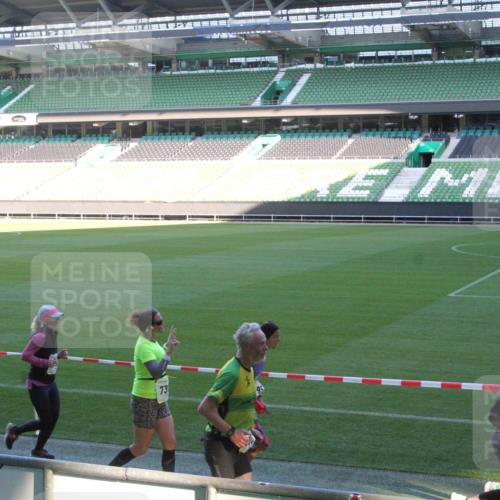 06.10.2024 - 19. swb-Marathon Bremen Yannick Fuchs http://msf.ph/oto/7353088 06.10.2024 10:35:14 Laufen im Stadion 7034, 7035, 7042, 7138, 7155, 7156, 7162, 7204, 7226, 7242, 7251, 7258, 7262, 7266, 7295, 7307, 7321, 7335, 7352, 7377, 7413, 7436, 7443, 7446, 7468, 7478, 7479, 7490, 7502, 7507, 7587, 7644, 7679, 7680, 7690, 7699, 7722, 7757, 7772, 7773, 7829, 7830, 7863, 7864, 7899, 7900, 7902, 7918, 7923, 7926, 7932, 7954, 7955, 7980, 7981, 8073, 8074, 8085, 8088, 8115, 8118, 8122, 8144, 8152, 8166, 8183, 8225, 8246 meine-sportfotos.de