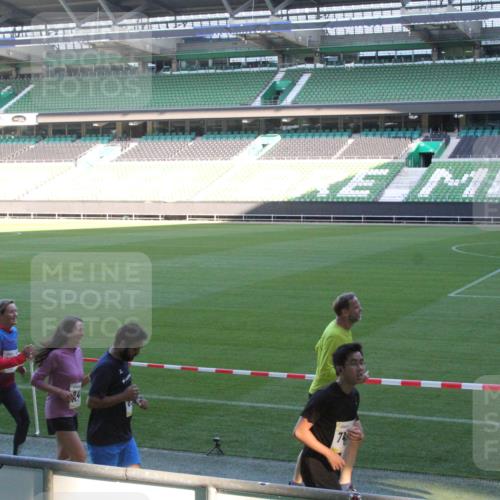 06.10.2024 - 19. swb-Marathon Bremen Yannick Fuchs http://msf.ph/oto/7353231 06.10.2024 10:35:30 Laufen im Stadion 7034, 7035, 7042, 7138, 7155, 7156, 7162, 7204, 7226, 7251, 7258, 7266, 7295, 7307, 7321, 7335, 7341, 7353, 7393, 7413, 7428, 7443, 7468, 7478, 7479, 7490, 7502, 7587, 7644, 7679, 7680, 7690, 7699, 7757, 7772, 7773, 7829, 7830, 7863, 7864, 7899, 7900, 7902, 7904, 7923, 7926, 7932, 7954, 7955, 7967, 7981, 8073, 8074, 8088, 8118, 8121, 8144, 8152, 8183, 8191, 8225, 8246, 8421, 8595, 8952, 9029 meine-sportfotos.de